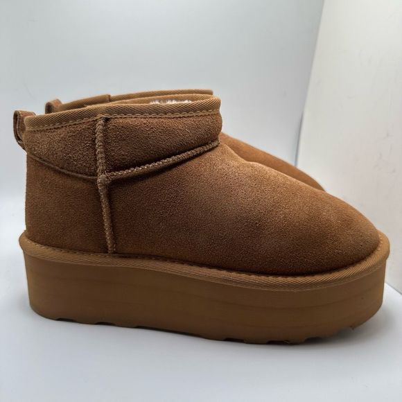CUSHIONAIRE Shoes - CUSHIONAIRE Women's Genuine Suede pull platform boot +Memory Foam 7.5 CHESTNUT